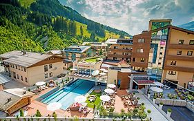 Alpinresort Valsaa - Sport & Spa